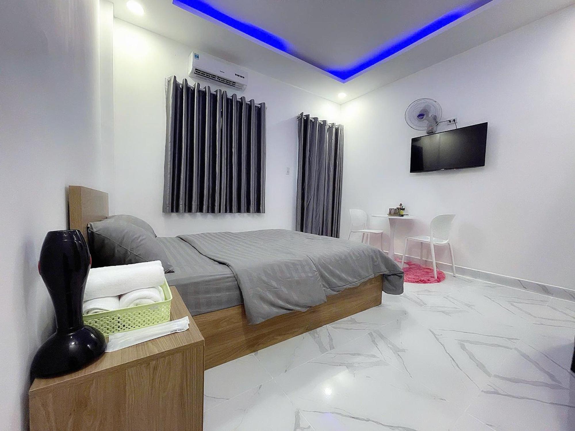 Apartamento Gphome - Walk To Bui Vien 5 Min