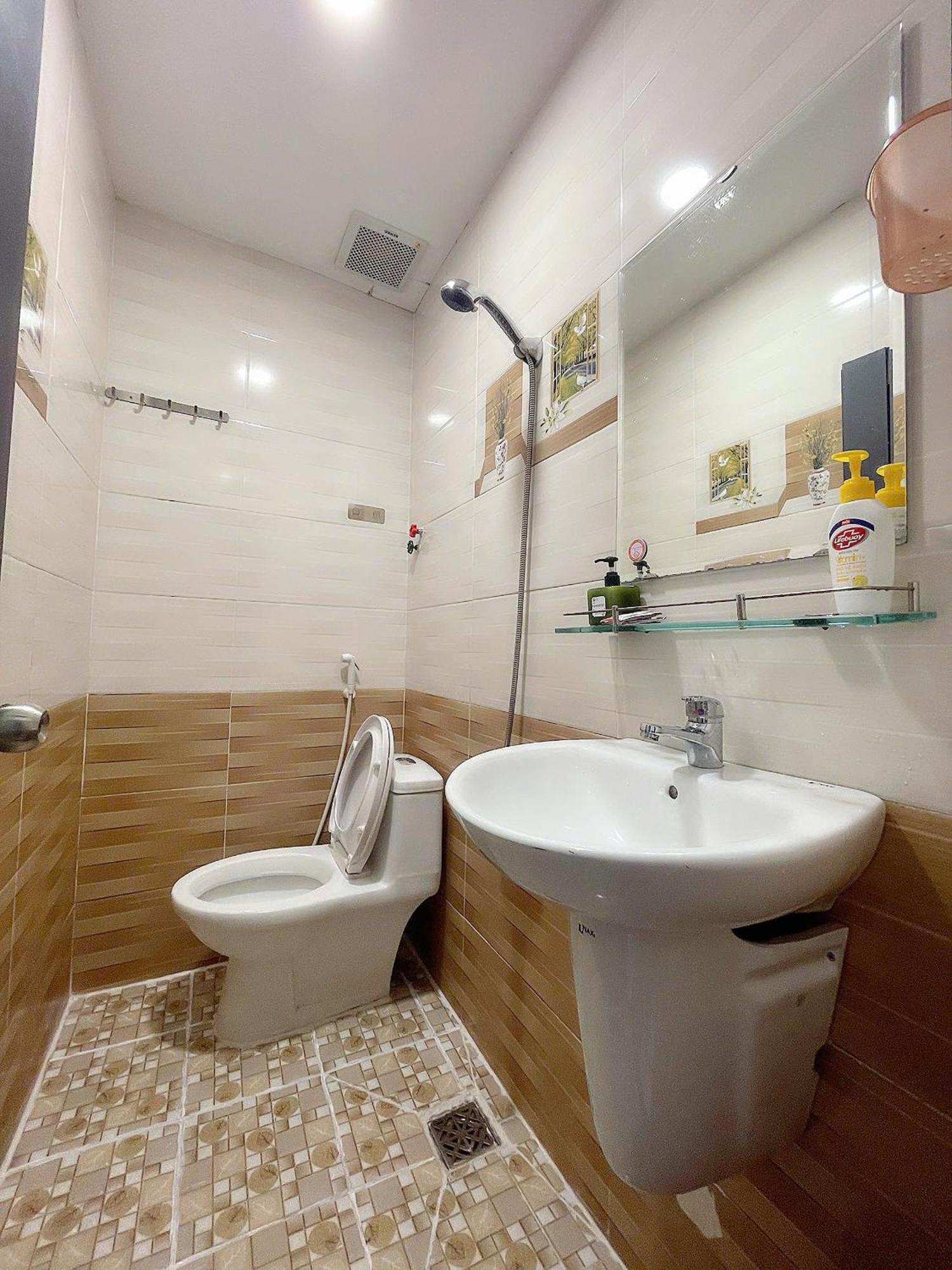 Apartamento Gphome - Walk To Bui Vien 5 Min